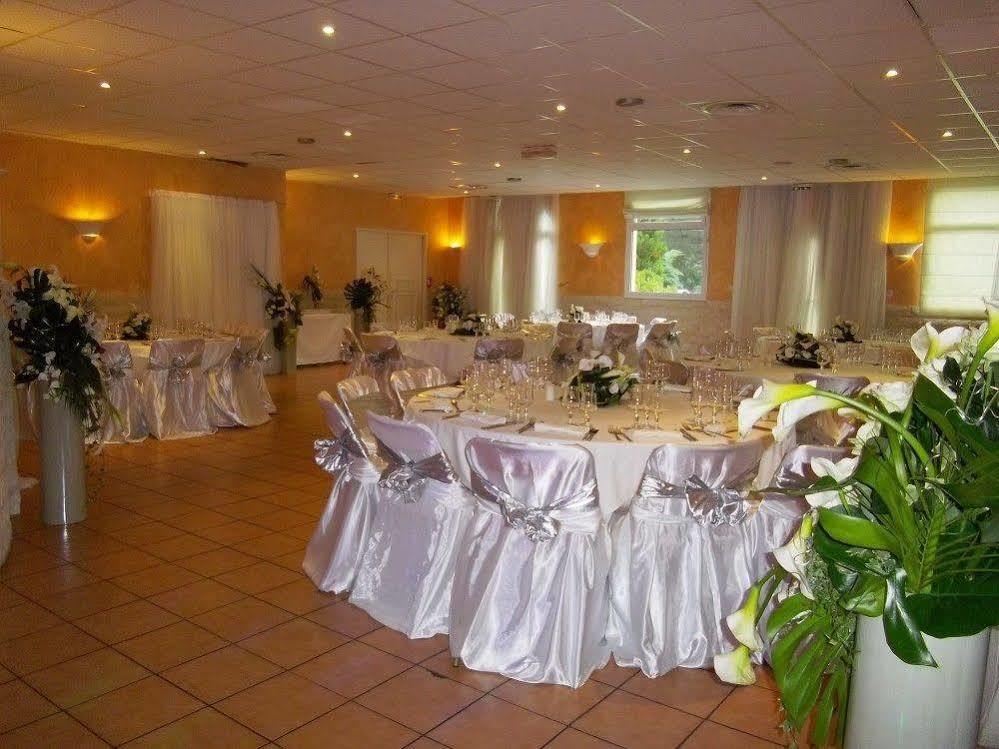 Hotel Le Cesar Plan-de-Cuques Zewnętrze zdjęcie